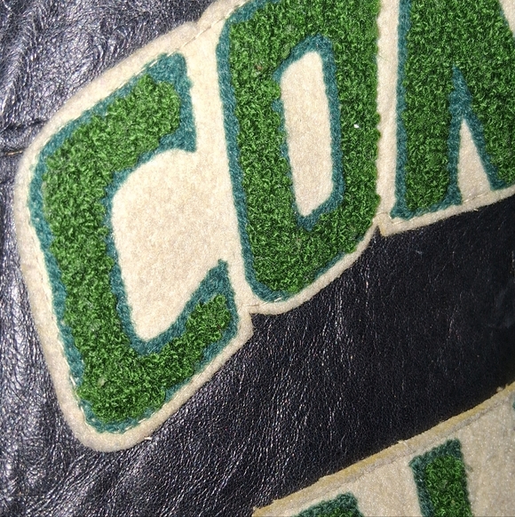 Vintage Avirex Leather Jacket - Picture 8 of 8